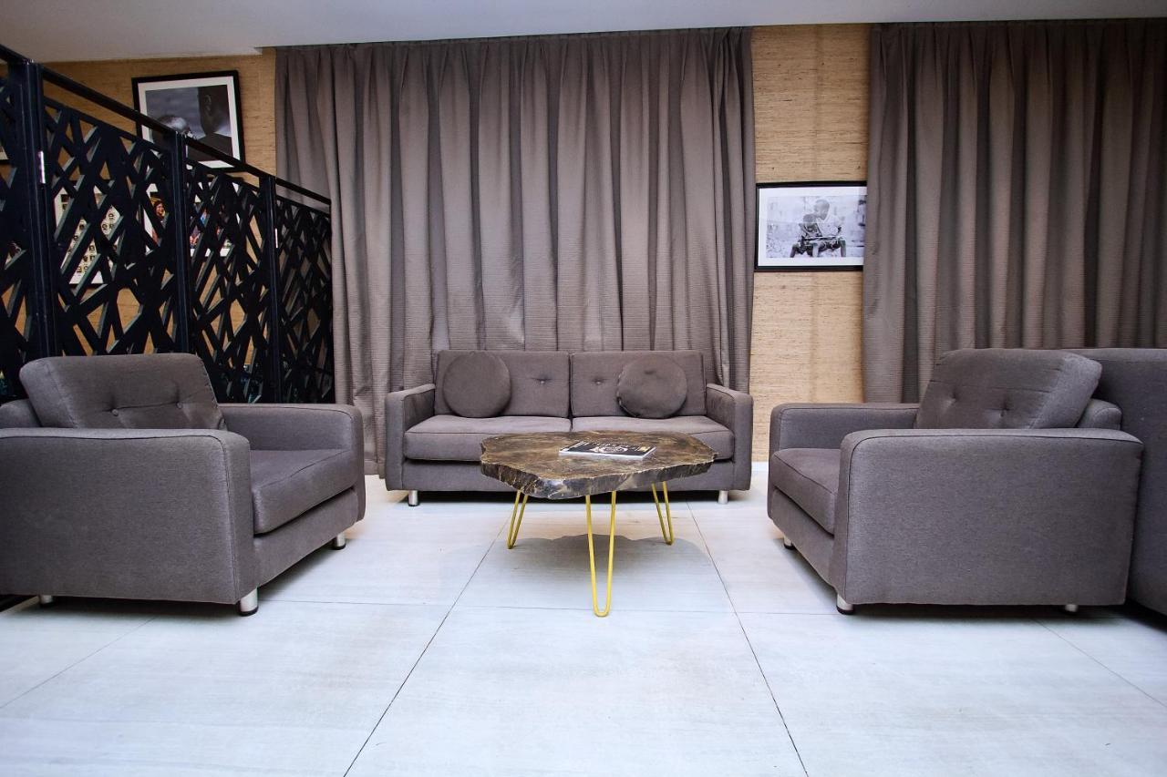 Sv Chrome Hotell Abuja Eksteriør bilde