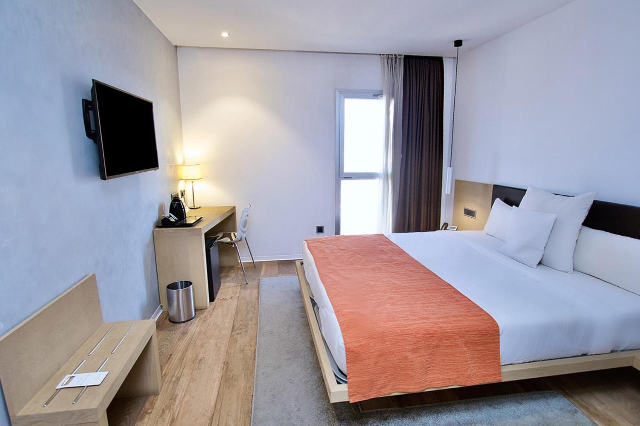 Sv Chrome Hotell Abuja Eksteriør bilde