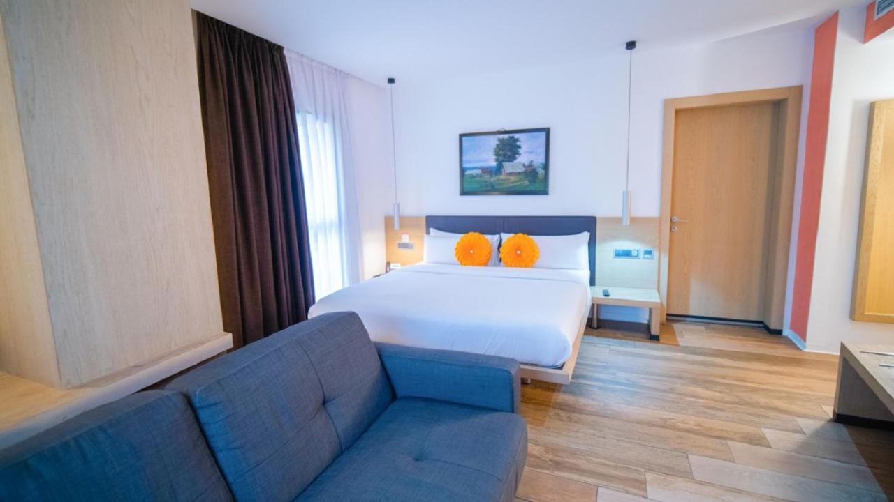 Sv Chrome Hotell Abuja Eksteriør bilde