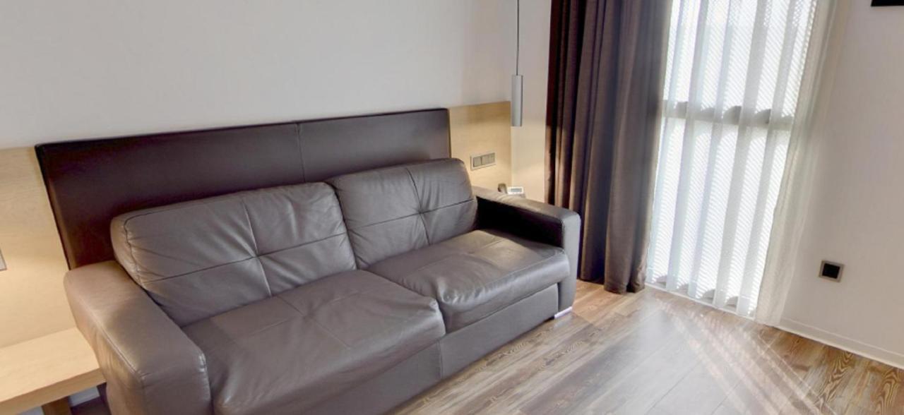 Sv Chrome Hotell Abuja Eksteriør bilde