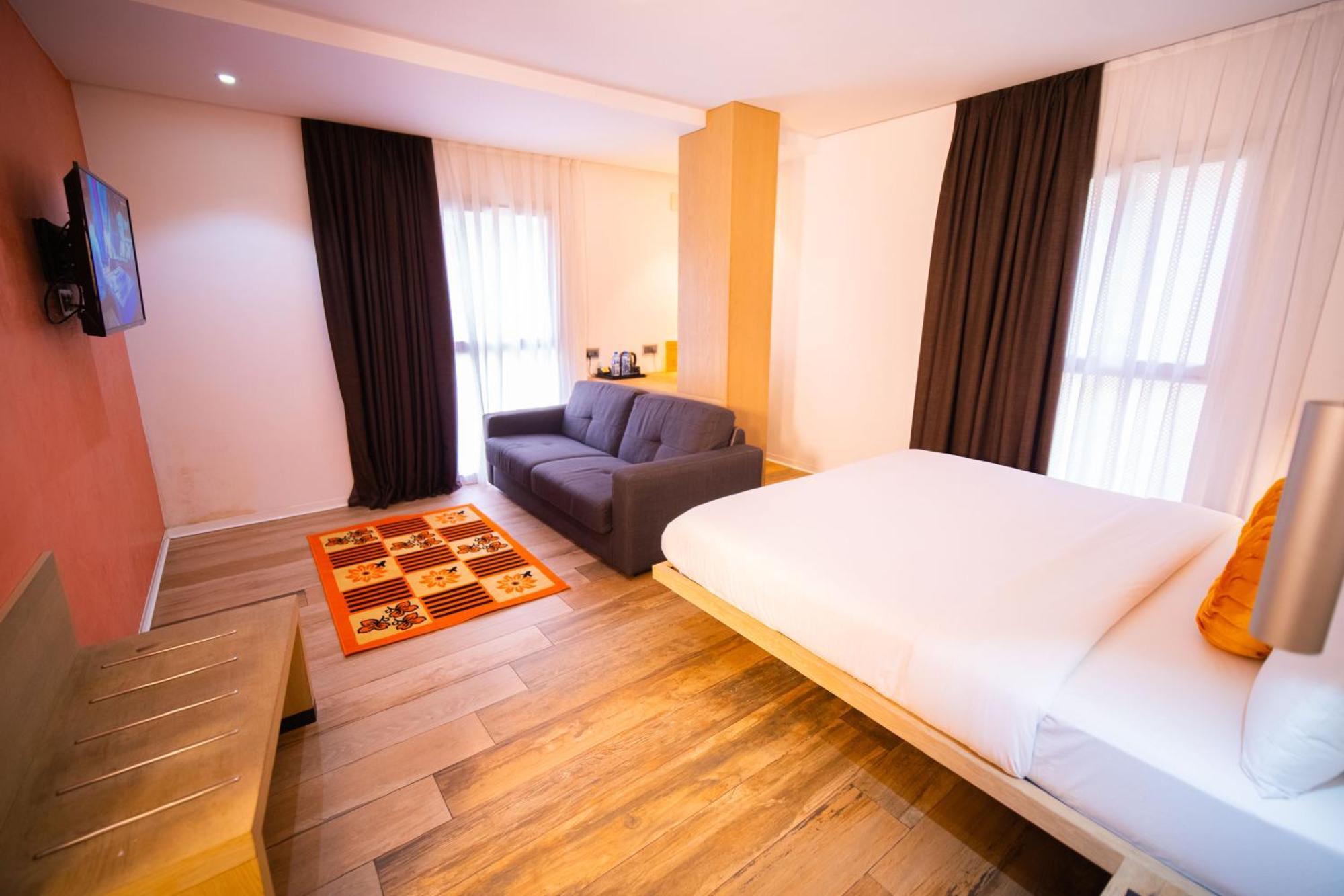 Sv Chrome Hotell Abuja Eksteriør bilde